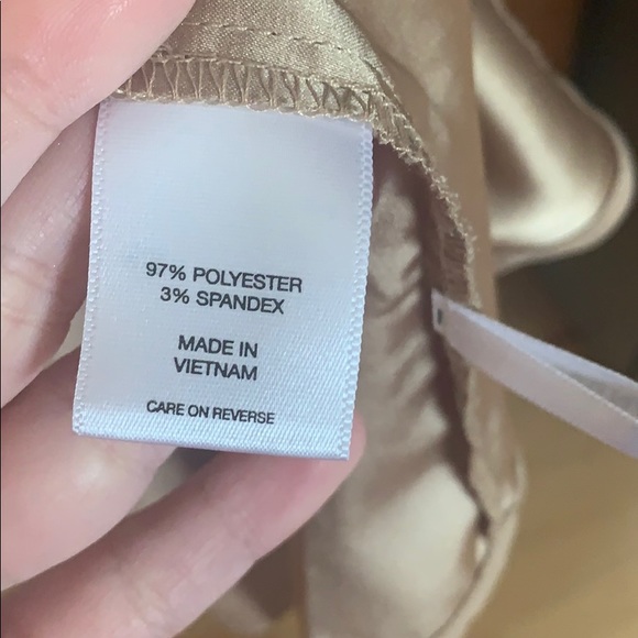 Tan blouse - Picture 5 of 5